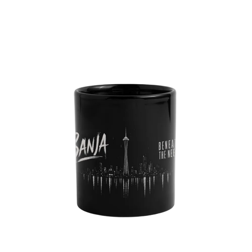 Sanja · Tasse - Schwarz
